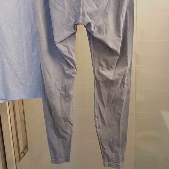 Lululemon Lilac Set - Picture 8 of 10